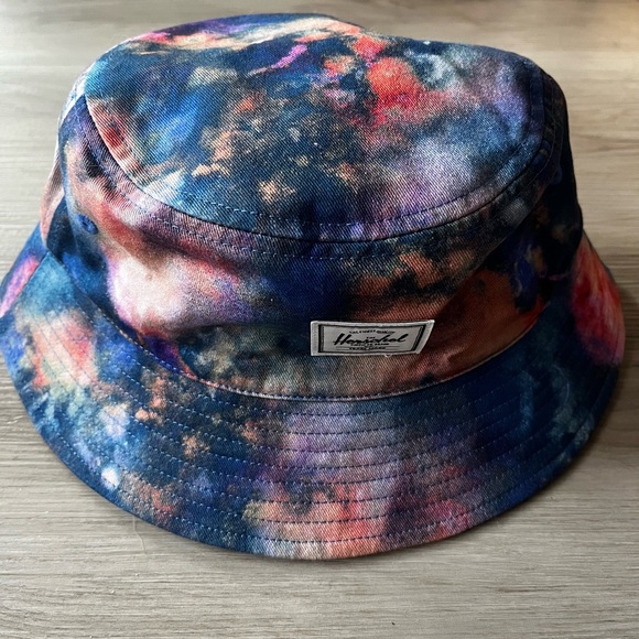Brand new Herschel Hat, perfect for summer.
Fun design. - Picture 2 of 2
